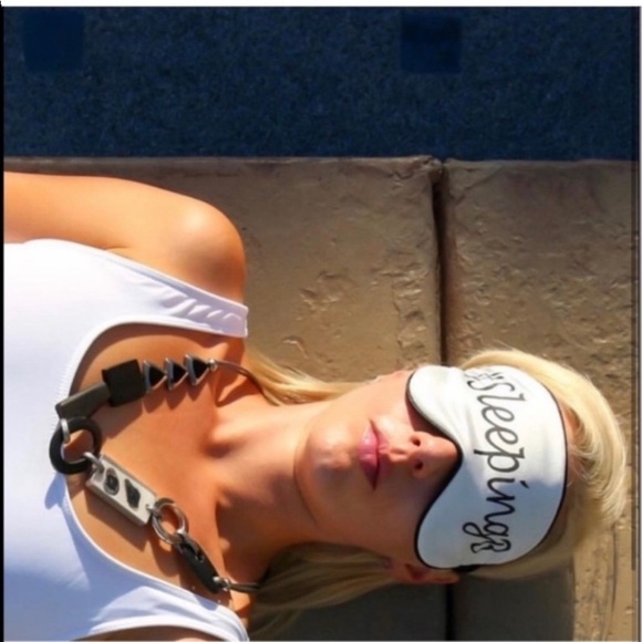 Silk Sleeping Eye Mask Hashtag SleepingB Black - Picture 7 of 7